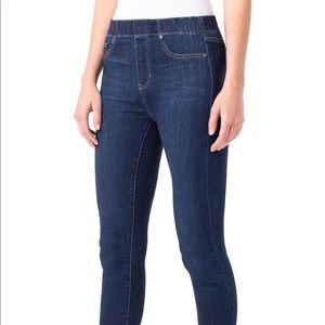 LIVERPOOL CHLOE SKINNY HIGH PERFORMANCE DENIM